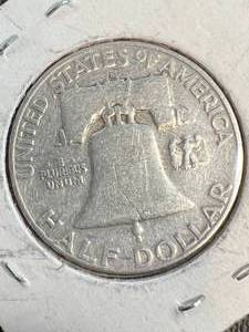 lot 09 image: 1952 US FRANKLIN HALF DOLLAR