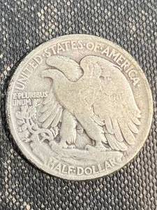 lot 52 image: 1941 US WALKING LIBERTY HALF DOLLAR