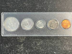 lot 56 image: 1964 US MINT SET
