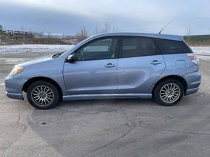 2005 Toyota Matrix  - MANUAL