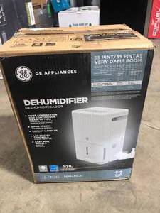 GE 35 pt. Dehumidifier with Smart Dry for Bedroom, Basement or Very Damp Rooms up to 3000 sq. ft. in White  Customer Returns See Pictures