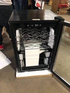 Vissani 4.3 Cu. ft. Wine and Beverage Cooler in Stainless Steel Customer Returns See Pictures