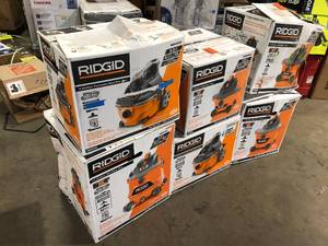 Lot of Assorted Ridgid WetDry Shop Vacs Various Sizes and Conditions Customer Returns See Pictures
