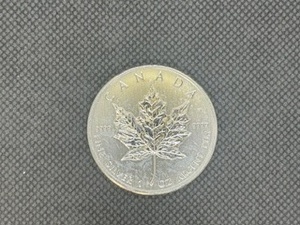 2011 BU One Ounce Silver Canadian Maple Leaf $5.00 Coin
