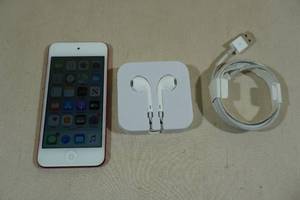 Apple iPod Touch 7th Generation - Red - 32GB