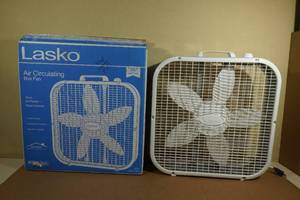Lasko Air Circulating Box Fan
