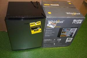 Whirlpool 2.7cu ft Compact Refrigerator