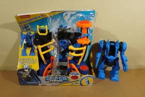 Fisher-Price DC Super Friends Batman Play Set