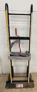 lot 99 image: Milwaukee Truck Co Heavy Duty Appliance Dolly