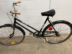 lot 106 image: Vintage SEARS ROBUCK Bicycle 3 Speed
