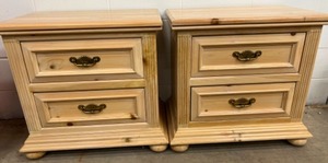 lot 138 image: Pair of LEXINGTON Knotty Pine Nightstands