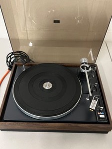 lot 173 image: Vintage BIC Record Player wPlastic Cover
