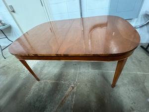 lot 187 image: Rounded Rectangle Dining Room Table