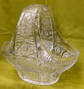 lot 78 image: Vintage Cut Lead Glass Wedding Basket