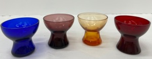 lot 86 image: 4 Colorful Vintage MCM Glass Egg Cups 