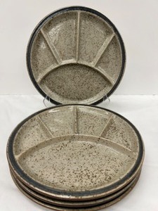 lot 233 image: Vintage MCM Mid Century OTAGIRI Divided Fondue Plates Stoneware