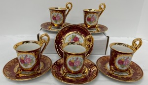 lot 89 image: Vintage OHASHI Footed Tea Cups - Japan - NOS
