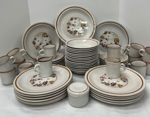 lot 252 image: NIKKO Stoneware Dishes by Dansk