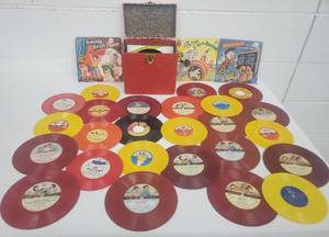 lot 312 image: Vintage 1950s Childrens 78rpm Records wCarrying Case