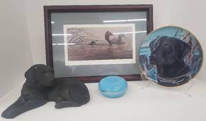 lot 400 image: Dogs and Ducks Decorative Items