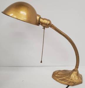lot 486 image: Art Deco Gooseneck Lamp & Brass Mirrored Tray