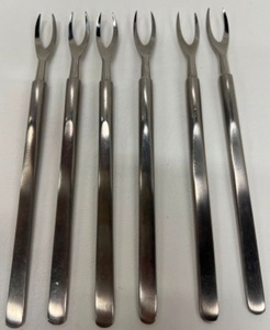 lot 442 image: Vintage SCC Supreme Cutlery Stainless SEAFOOD Forks - QTY 6 - Made in Japan
