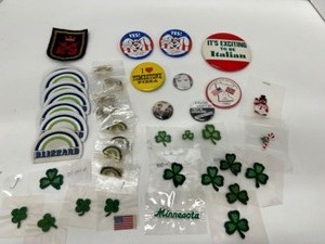 lot 447 image: Vintage Lot of Patches, Pins & Pinbacks - Shamrocks Variety