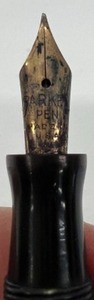 lot 444 image: Parker & Moore 14Kt Gold Tipped Quill Pens Marbled Brown And Gold
