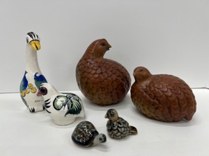 lot 361 image: Vintage MCM Ceramic Quail Figurines and More