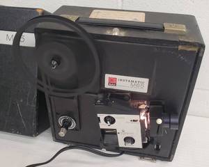 lot 317 image: Vintage M65 KODAK Instamatic Movie Projector