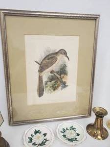 lot 487 image: Vintage Bird and Brass Decorative Items