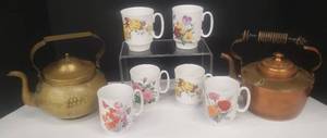 lot 505 image: Vintage Teapots & Tea Cups including ROYAL WINDSOR