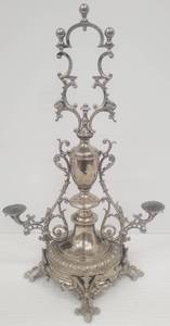 lot 563 image: Vintage Silver Plated Centerpiece