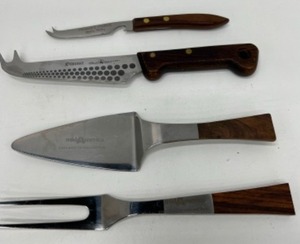 lot 537 image: Bank Giveaway MCM Utensils Including Knives, a Meat Fork and a Pie Server