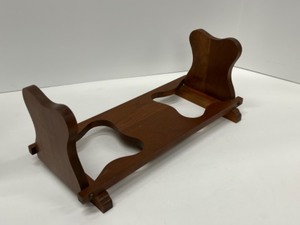 lot 269 image: Antique Amana Folding Wooden Book Rack #2