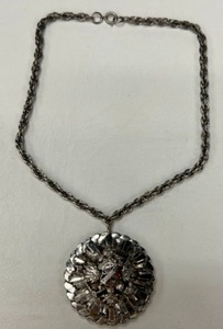 lot 576 image: Large Crest  Medallion Pendant Necklace Silver Toned Enameled Eagles Wings