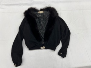 lot 687 image: PRINGLE of Scotland CASHMERE Mink Collared Sweater