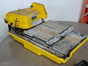 lot 893 image: 12-HP 7 Wet Saw 60009