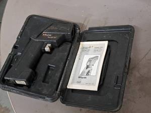 lot 897 image: Raytek Raynger ST 9V RAYST3LXU
