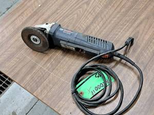 lot 887 image: Bosch 4-12 Angle Grinder GWS13-50VSP