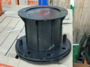 lot 949 image: Lot of (16) Bison 127-229mm Polypropylene Raised Floor Supports V4