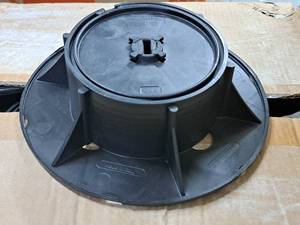 lot 959 image: Lot of (50) Eterno Ivica Polypropylene Raised Floor Pedestal VM3 2-38x2-38