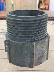 lot 957 image: Lot of (104) Bison 4-34 Polypropylene Raised Floor Coupler C4