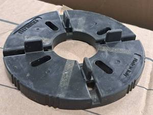 lot 979 image: Lot of (375) Rubber Supports 4-58x38