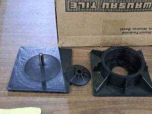 lot 1013 image: Lot of (1 Box) Wausau Tile Terra - Stand Polypropylene Pedestal Top,Nut,Washer,Base 16-count