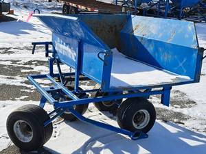 lot 851 image: Heavy Duty Dump Wagon 4-wheel