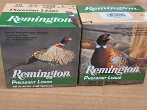 lot 809 image: Lot of (2 Boxes) Remington Pheasant Load 20 Gauge 2-34 1oz 4 Shot Plastic Shotshells 25-count