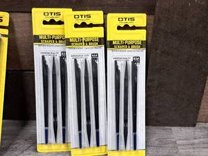 lot 1142 image: Lot of (3) Otis Multi-Purpose Scraper & Brush