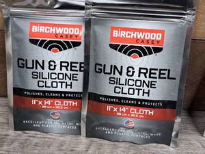 lot 1151 image: Lot of (2) Birchwood Gun & Reel Silicone Cloth