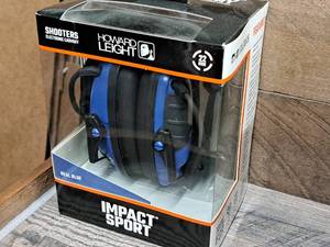 lot 1215 image: Howard Leight Impact Sport Electronic 22dB NRR Earmuffs